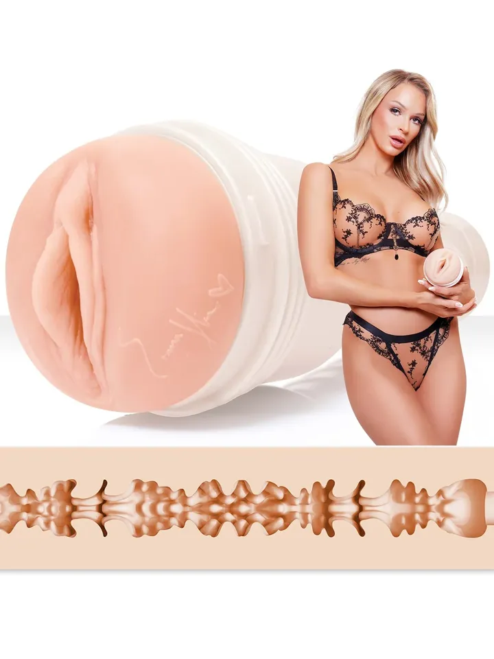 Fleshlight Emma Hix Vagina Fleshlight |  | Intimast