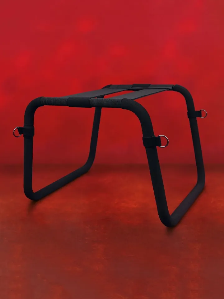 Majestic Mount Cuff-Ready Queening & Positioning Stool Sexmöbler |  | Intimast